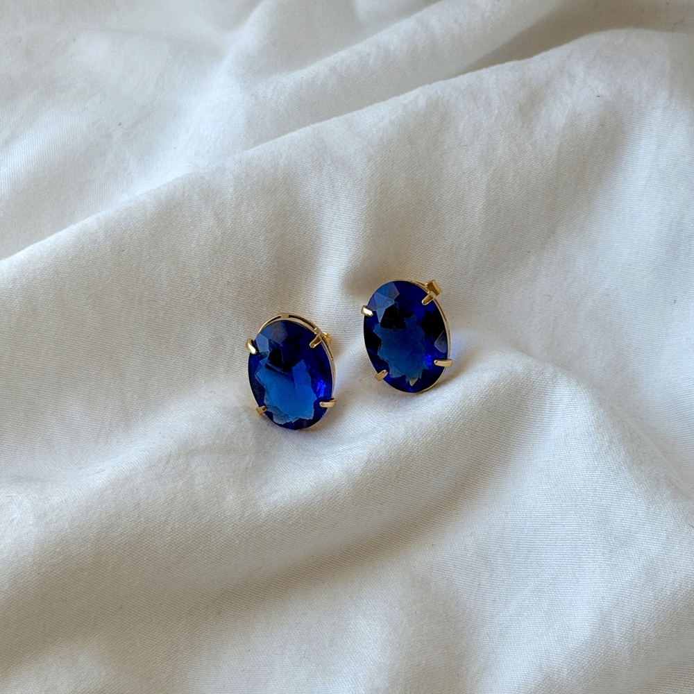 Oval Stone Earrings - 18k Gold Plated - Reconstituted Sapphire